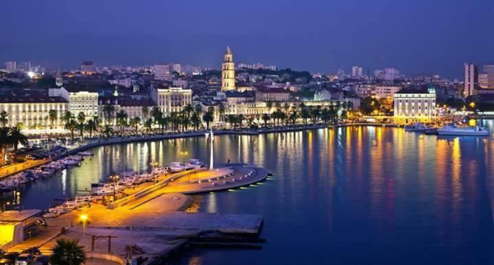 Beach Apartment Sweet Dora Split Bagian luar foto