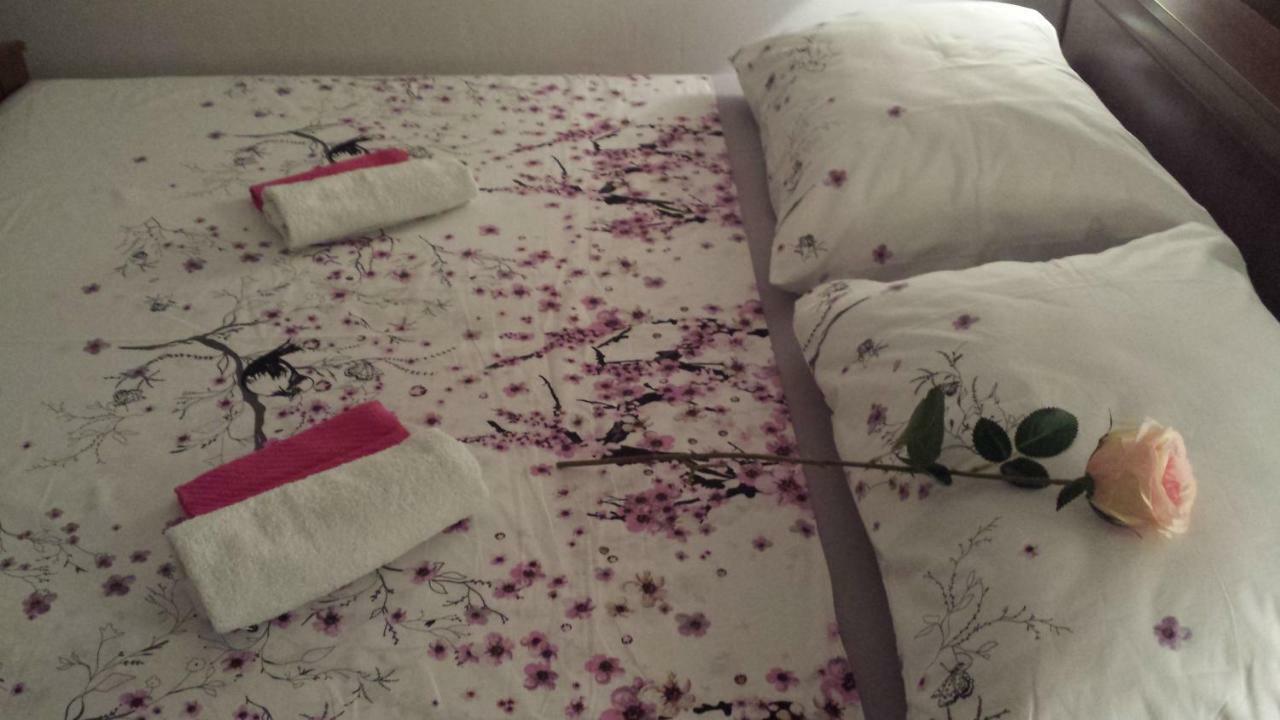 Beach Apartment Sweet Dora Split Bagian luar foto